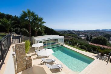 تختخواب و صبحانه Chambres D'hôtes & Spa Cannes- Mougins Villa Stéphanie