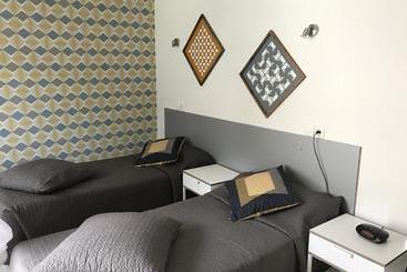 هتل Auberge Le Cheval Blanc