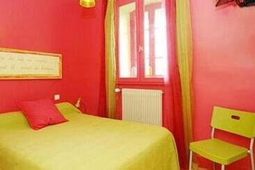 בית מלון כפרי L Hôtel L Astrée