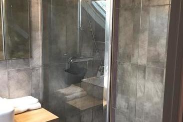 تختخواب و صبحانه Chambre D'hôtes Take Off