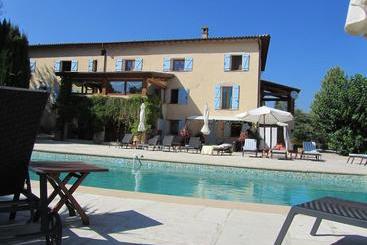 مبيت وإفطار Le Mas Shabanou