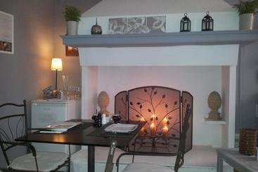 تختخواب و صبحانه Maison Allène