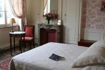 تختخواب و صبحانه Maison D Hôtes La Corne D Or