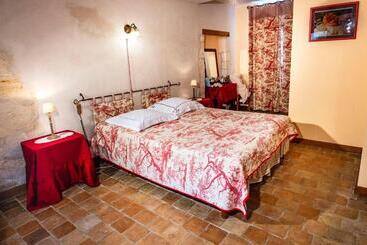 ベッドアンドブレックファースト Manoir De Coulandon