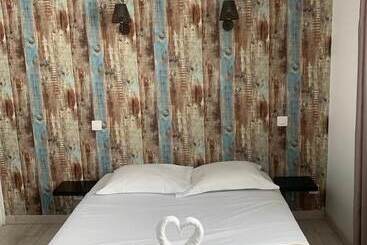 فندق Auberge Des Toques