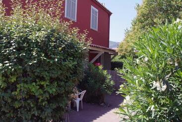 فندق Du Bosquet