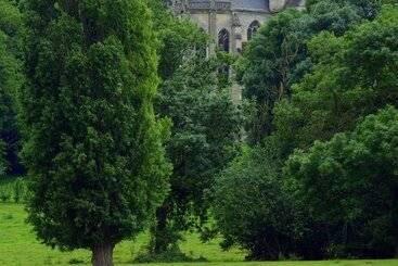 בית מלון כפרי Hôtel Akena De Clermont Creil