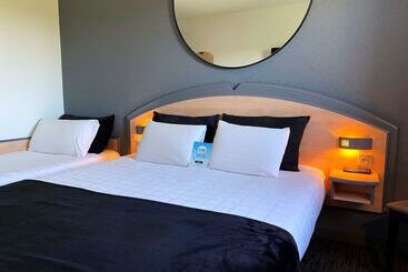 فندق Hôtel Kyriad Brive Ouest