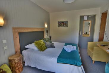 هتل Hôtel La Mayt