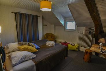هتل Hôtel La Mayt