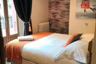 호텔 Hôtel Les Cimes