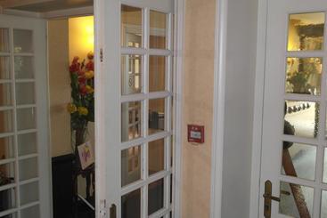 هتل Restaurant Des Lys