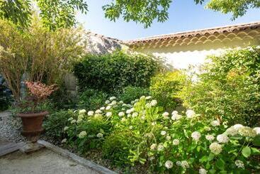 בית מלון כפרי L Amandiere