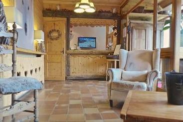 هتل Les Cèdres   Hôtel   Restaurants   Spa