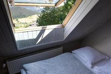 هتل Le Bouton D'or