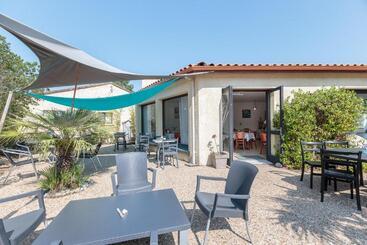 酒店 Le Heron Cendre