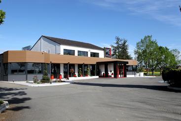 هتل Relais Saint Jacques  Chateauroux