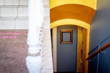 هاستل Das Mietwerk - Bed & Breakfast