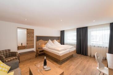 Отель Alpenblick