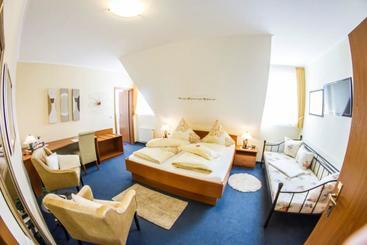 هتل Das Kleine Altstadt