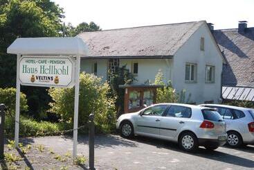 酒店 Haus Hellhohl Garni