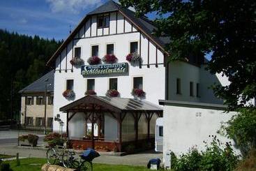ホテル Frühstückspension Schlösselmühle