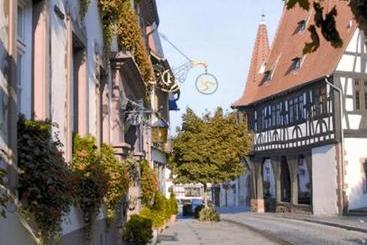 בית מלון כפרי Restaurant Drei Hasen