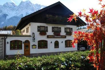 هتل Zum Franziskaner