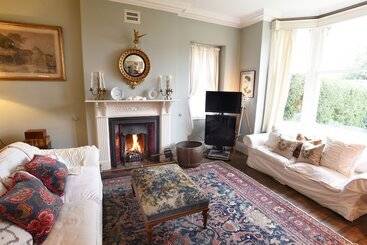 مبيت وإفطار Ellesmere House