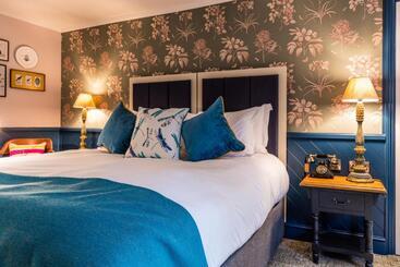 فندق Hand And Spear