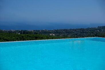 فندق Kepos Etna Relais & Exclusive Spa