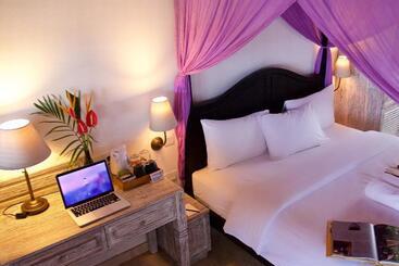 هتل Ok Divers Resort & Spa