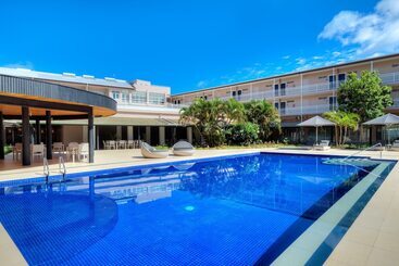 هتل Tanoa International Dateline