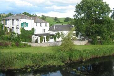 The Ken Bridge Hotel & Campsite