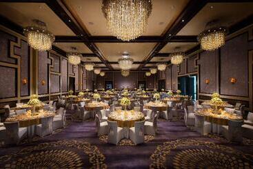 هتل Waldorf Astoria Chengdu