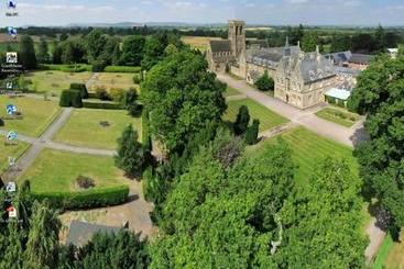 צימר Hedley Lodge Guest House