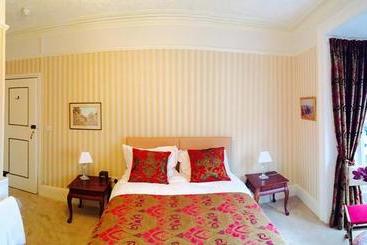 민박 Keats Cottage