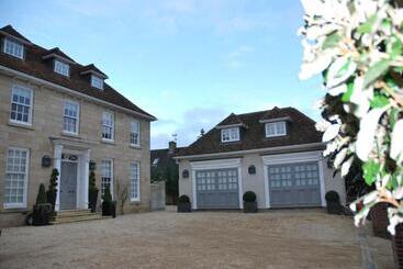 ベッドアンドブレックファースト Montpellier House