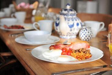 Bed and Breakfast Poplars Farm