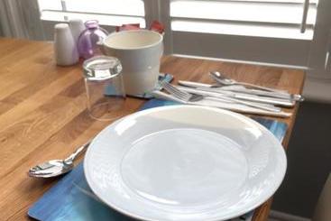 تختخواب و صبحانه Southern Comfort Guest House