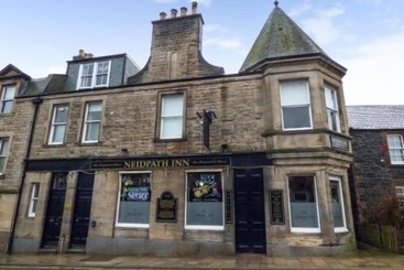 צימר The Neidpath Inn