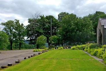 דירות לתיירים Drumdelgie Cottages