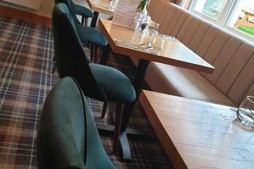 هتل West End Guest House