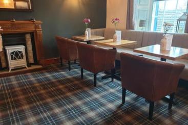 هتل West End Guest House