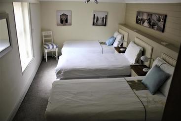 Seascale Hotel & Restaurant