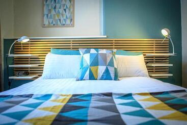 مبيت وإفطار Arvon House