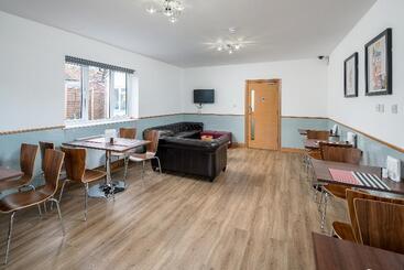 Bed and Breakfast Flexistay Aparthotel Sutton