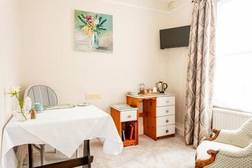 تختخواب و صبحانه Woodstock Guest House