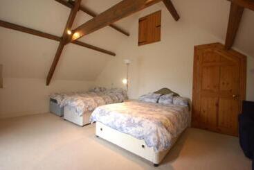 Clemenstone House B&b