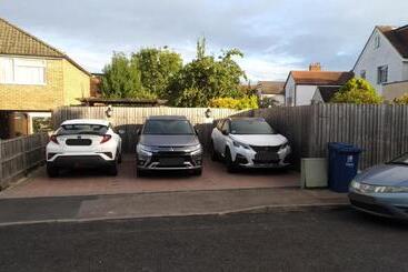 مبيت وإفطار Cornerways Guest House